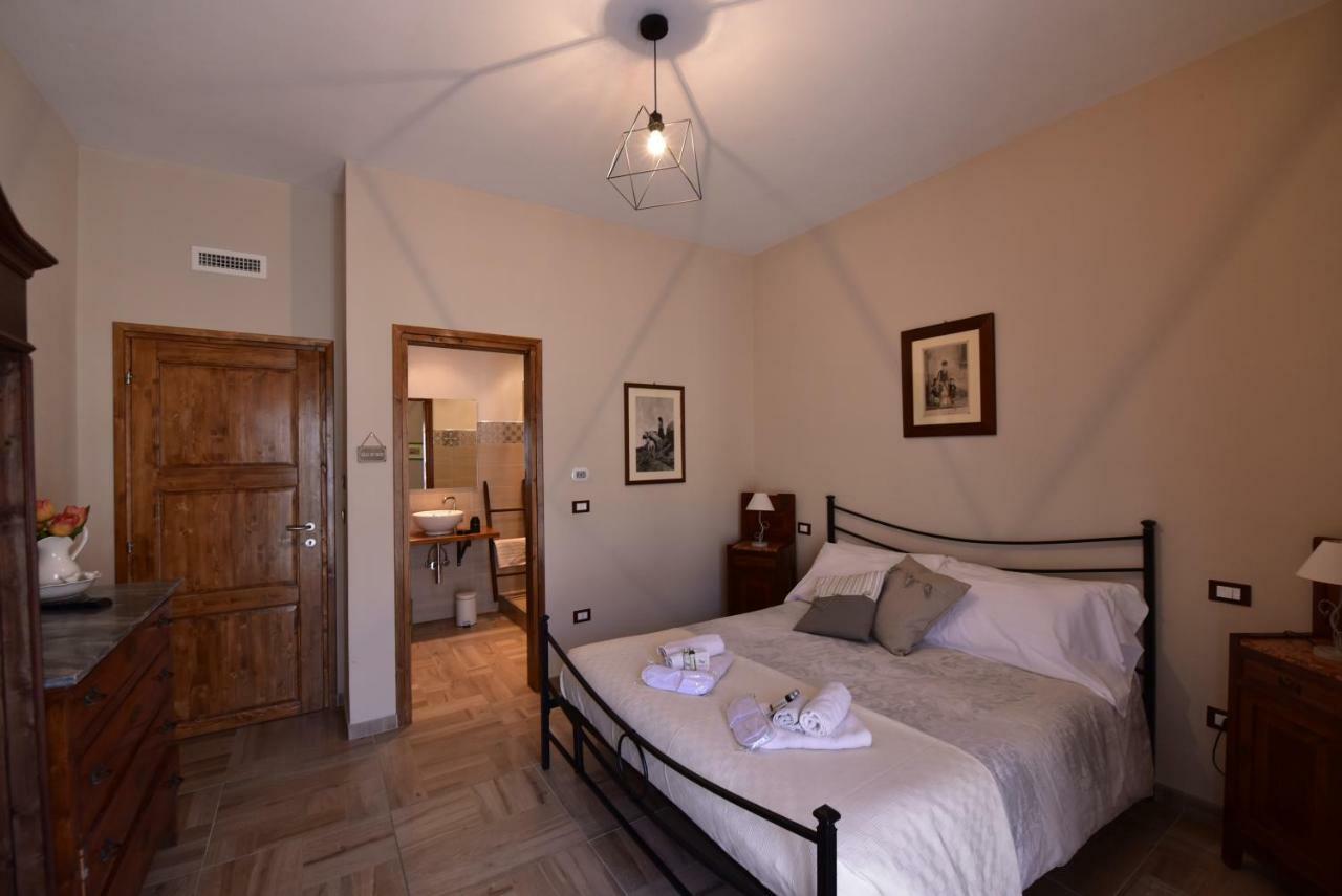 Casa Nina Bed and Breakfast Toirano Eksteriør billede